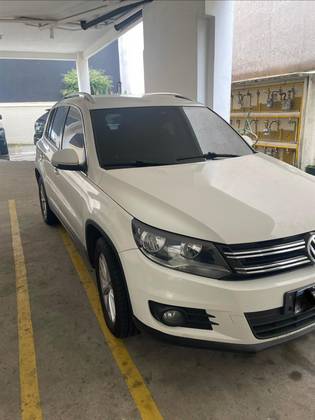 VOLKSWAGEN TIGUAN 2.0 TSI 16V TURBO GASOLINA 4P TIPTRONIC VOLKSWAGEN TIGUAN 2.0 TSI 16V TURBO GASOLINA 4P TIPTRONIC